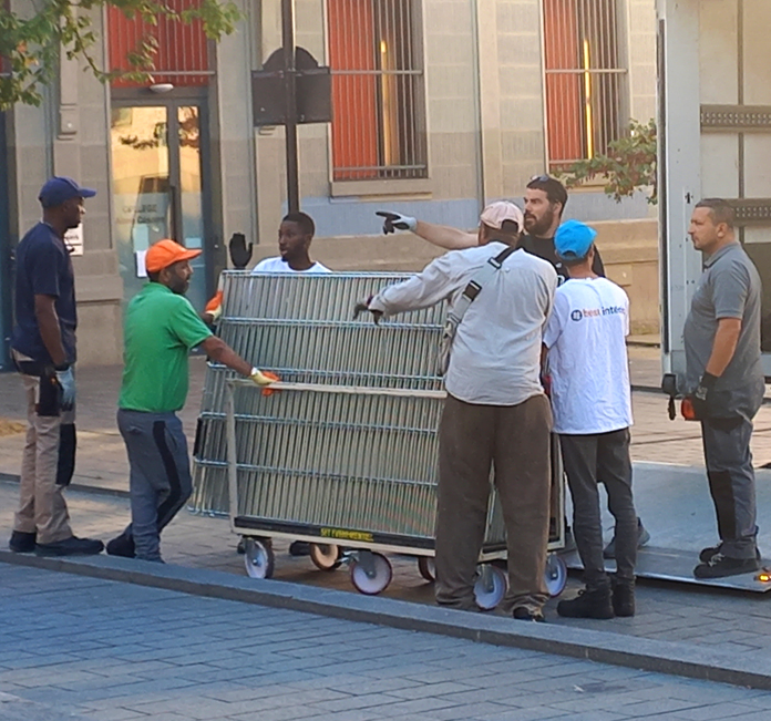 Travail de manutention dans Paris REAGIR